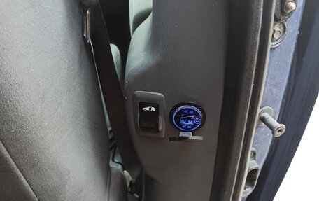 Mazda MPV II, 2004 год, 599 999 рублей, 6 фотография