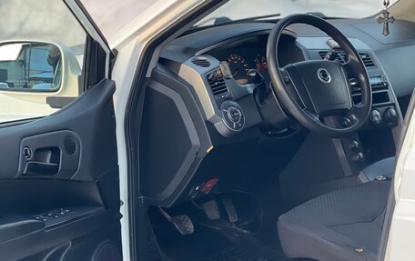 SsangYong Kyron I, 2010 год, 635 000 рублей, 10 фотография