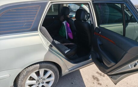 Toyota Avensis III рестайлинг, 2004 год, 800 000 рублей, 4 фотография