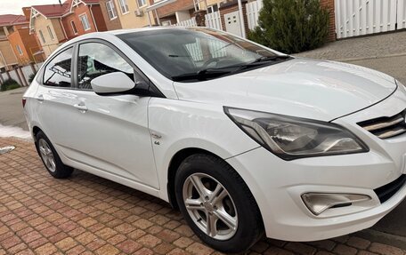 Hyundai Solaris II рестайлинг, 2014 год, 728 000 рублей, 2 фотография