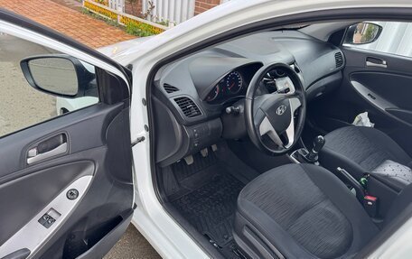 Hyundai Solaris II рестайлинг, 2014 год, 728 000 рублей, 10 фотография