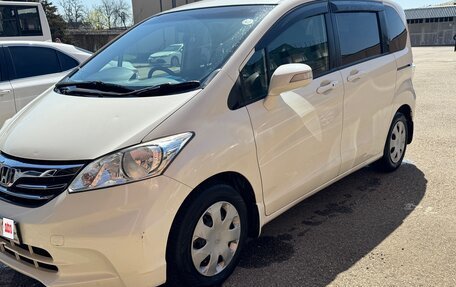 Honda Freed I, 2012 год, 1 275 000 рублей, 4 фотография