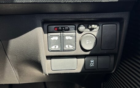 Honda Freed I, 2012 год, 1 275 000 рублей, 6 фотография