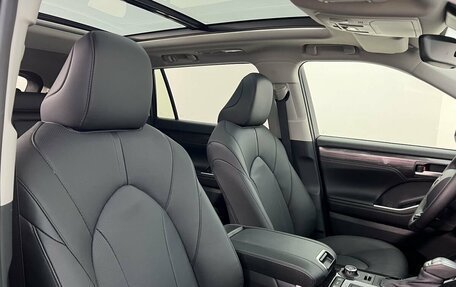 Toyota Highlander, 2025 год, 5 790 000 рублей, 12 фотография