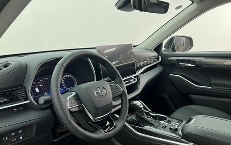 Toyota Highlander, 2025 год, 5 790 000 рублей, 10 фотография