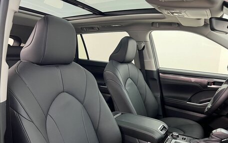 Toyota Highlander, 2025 год, 5 790 000 рублей, 37 фотография