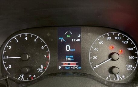 Toyota Yaris, 2023 год, 885 000 рублей, 14 фотография