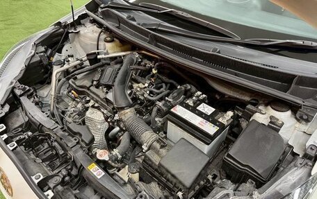 Toyota Yaris, 2023 год, 885 000 рублей, 24 фотография