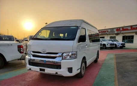 Toyota HiAce H200, 2026 год, 4 500 000 рублей, 1 фотография