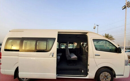 Toyota HiAce H200, 2026 год, 4 500 000 рублей, 7 фотография