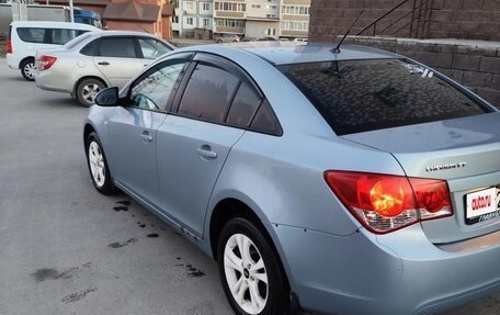 Chevrolet Cruze II, 2009 год, 650 000 рублей, 4 фотография