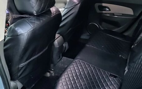 Chevrolet Cruze II, 2009 год, 650 000 рублей, 6 фотография