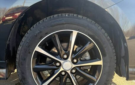 Toyota ISis I, 2013 год, 1 600 000 рублей, 10 фотография