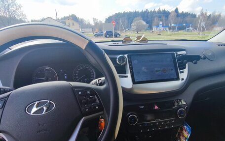 Hyundai Tucson III, 2017 год, 2 400 000 рублей, 12 фотография