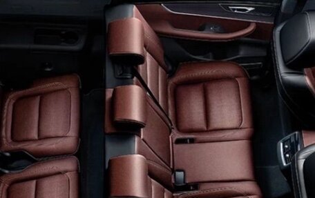 Chery Tiggo 8 Pro, 2022 год, 1 800 000 рублей, 9 фотография