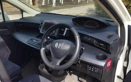 Honda Freed I, 2009 год, 950 000 рублей, 5 фотография