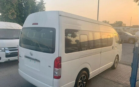 Toyota HiAce H200, 2026 год, 4 500 000 рублей, 2 фотография