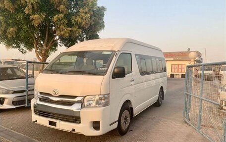 Toyota HiAce H200, 2026 год, 4 500 000 рублей, 3 фотография