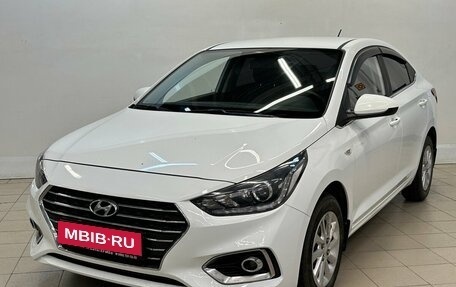 Hyundai Solaris II рестайлинг, 2017 год, 1 350 000 рублей, 1 фотография