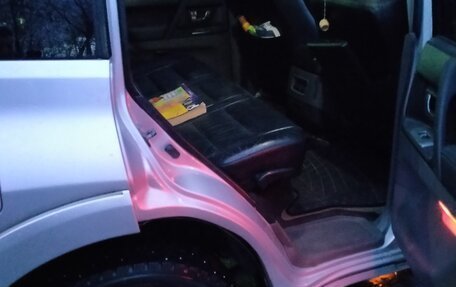 Mitsubishi Pajero III рестайлинг, 2003 год, 1 000 000 рублей, 8 фотография