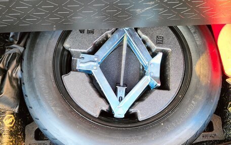 Toyota RAV4, 2021 год, 3 950 000 рублей, 14 фотография