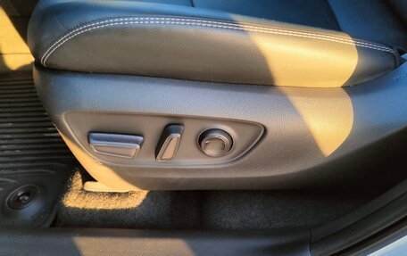 Toyota RAV4, 2021 год, 3 950 000 рублей, 20 фотография