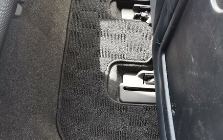 Toyota Wish II, 2012 год, 1 440 000 рублей, 12 фотография