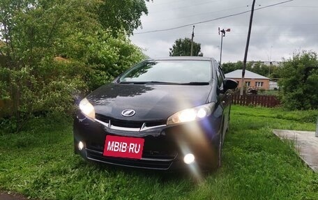 Toyota Wish II, 2012 год, 1 440 000 рублей, 15 фотография