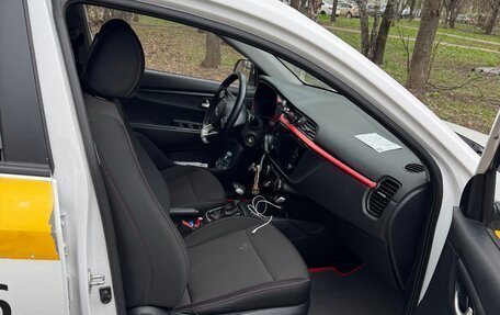 KIA Rio IV, 2022 год, 1 300 000 рублей, 7 фотография