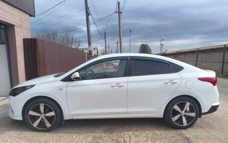 Hyundai Solaris II рестайлинг, 2020 год, 1 400 000 рублей, 7 фотография
