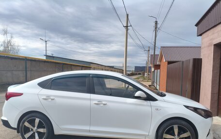 Hyundai Solaris II рестайлинг, 2020 год, 1 400 000 рублей, 2 фотография