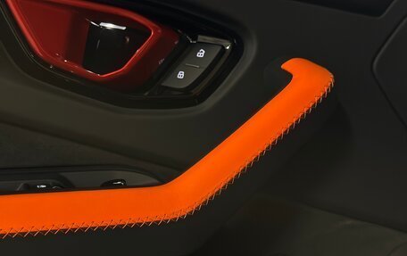 Lamborghini Urus I, 2025 год, 39 000 000 рублей, 18 фотография