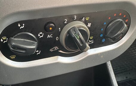 Renault Logan I, 2010 год, 480 000 рублей, 26 фотография