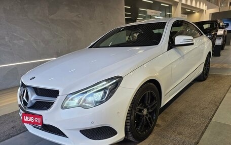 Mercedes-Benz E-Класс, 2015 год, 2 300 000 рублей, 1 фотография