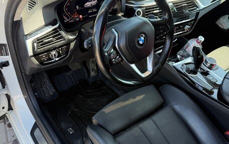 BMW 5 серия, 2019 год, 2 600 000 рублей, 8 фотография