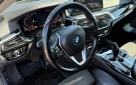 BMW 5 серия, 2019 год, 2 600 000 рублей, 12 фотография