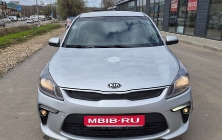 KIA Rio IV, 2017 год, 1 000 000 рублей, 7 фотография