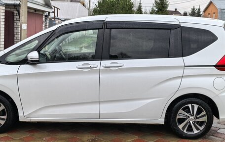 Honda Freed II, 2020 год, 2 000 000 рублей, 3 фотография