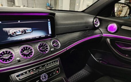 Mercedes-Benz E-Класс, 2019 год, 3 730 000 рублей, 15 фотография