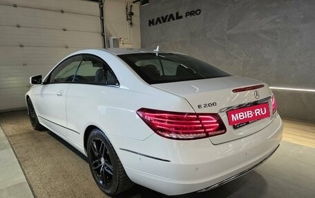 Mercedes-Benz E-Класс, 2015 год, 2 300 000 рублей, 6 фотография