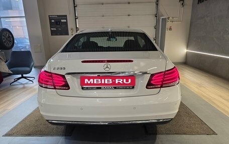 Mercedes-Benz E-Класс, 2015 год, 2 300 000 рублей, 7 фотография