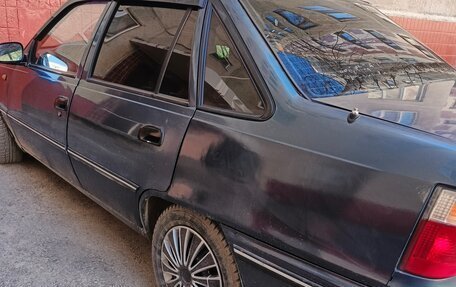 Daewoo Nexia I рестайлинг, 2003 год, 85 000 рублей, 3 фотография