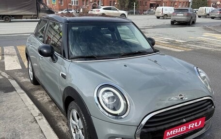 MINI Hatch, 2019 год, 1 620 000 рублей, 1 фотография