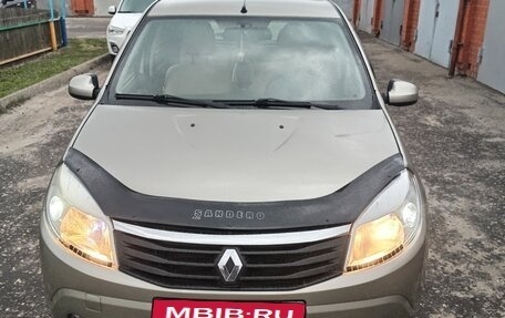 Renault Sandero I, 2011 год, 700 000 рублей, 1 фотография