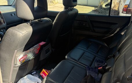 Mitsubishi Pajero III рестайлинг, 2002 год, 950 000 рублей, 10 фотография