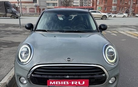 MINI Hatch, 2019 год, 1 620 000 рублей, 11 фотография