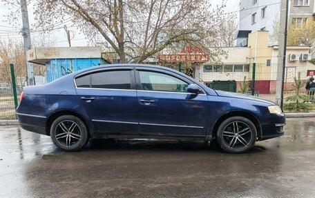 Volkswagen Passat B6, 2005 год, 550 000 рублей, 5 фотография
