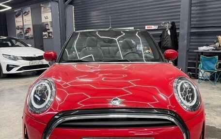 MINI Cabrio, 2021 год, 2 600 000 рублей, 12 фотография