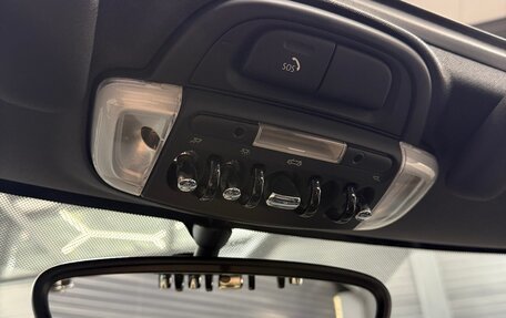 MINI Cabrio, 2021 год, 2 600 000 рублей, 26 фотография