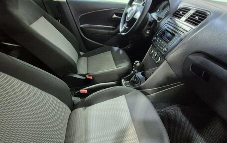 Volkswagen Polo VI (EU Market), 2014 год, 840 000 рублей, 16 фотография